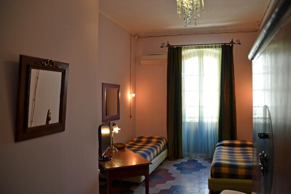 La Babbajola Hotel Iglesias Camera foto